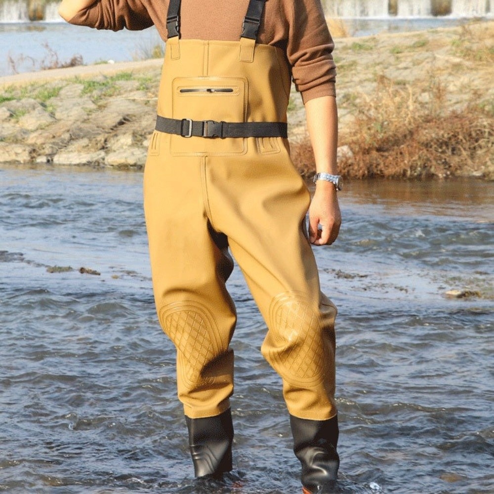 Wytrzymały kombinezon wędkarsk – Fishing Pants Waterproof recenzja i cena